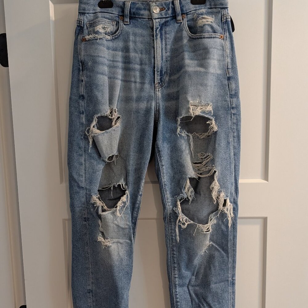 American Eagle Medium Wash Distressed Curvy Mom Jeans